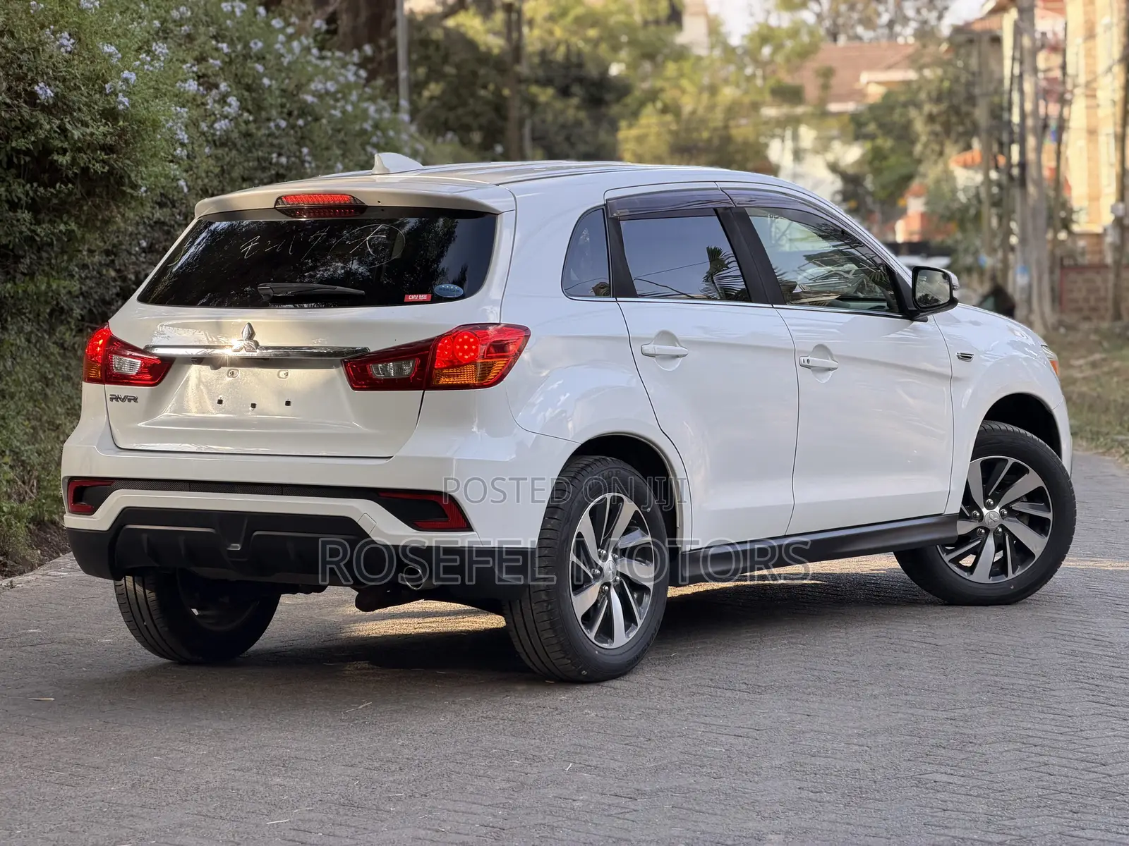 Mitsubishi RVR 2019 White
