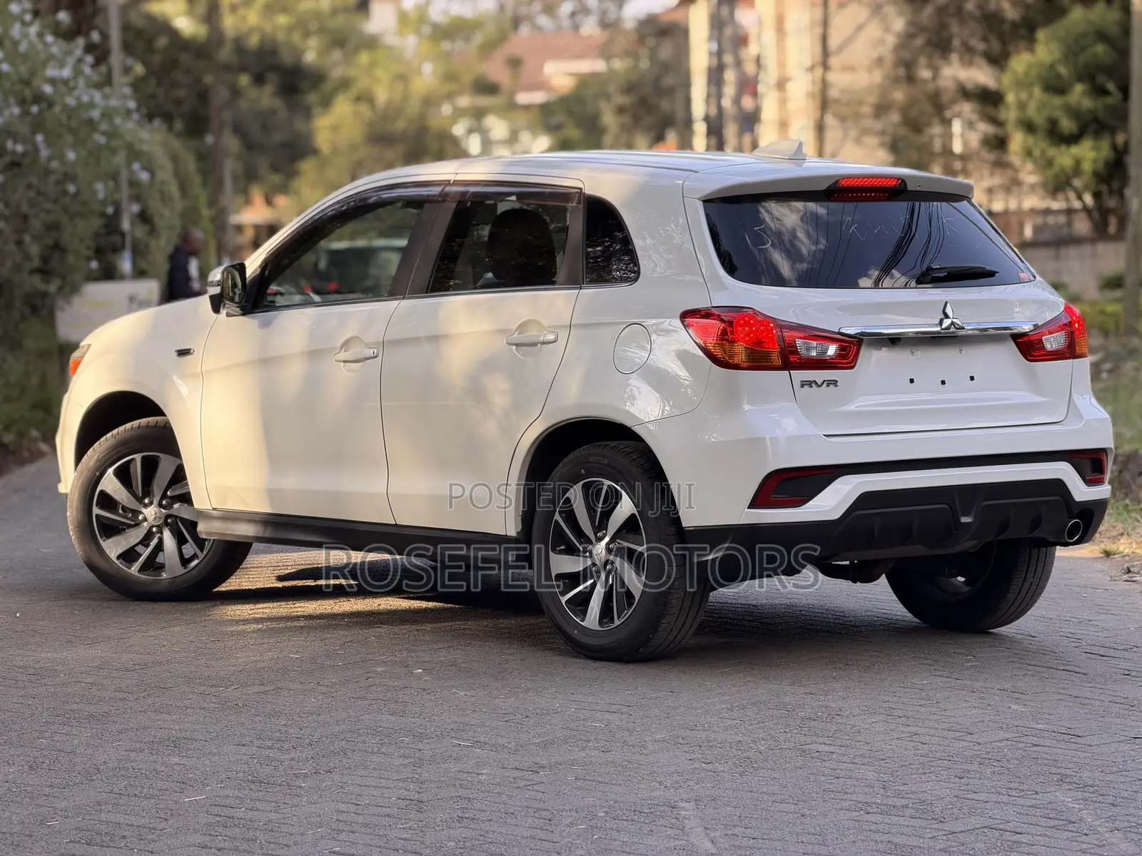 Mitsubishi RVR 2019 White