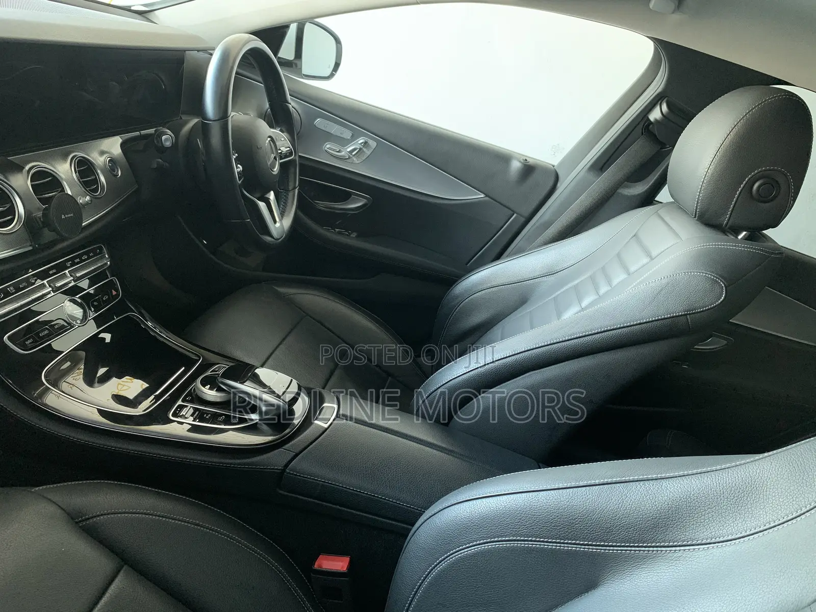 Mercedes-Benz E200 2019 White