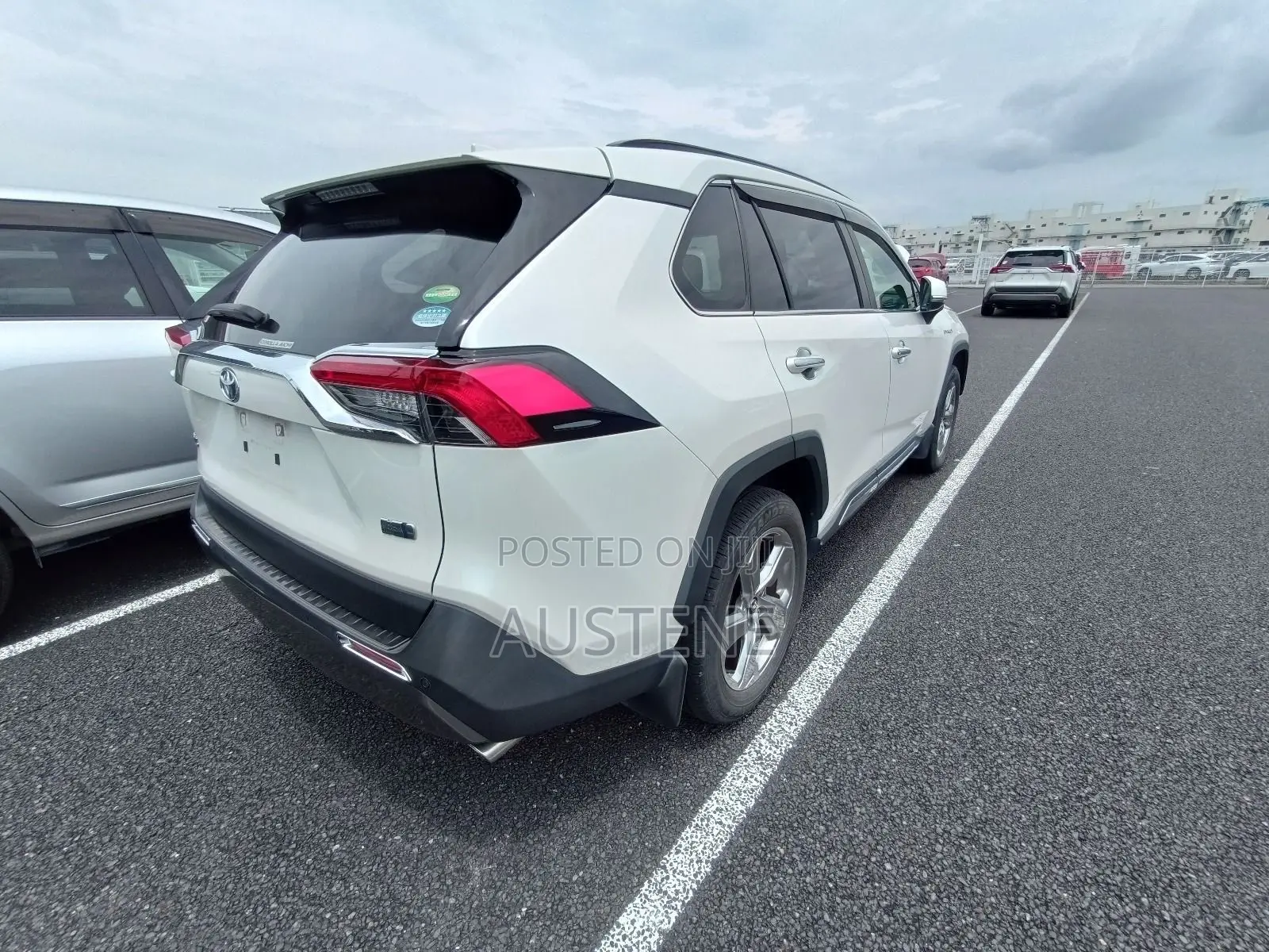 Toyota RAV4 Adventure AWD 2020 White