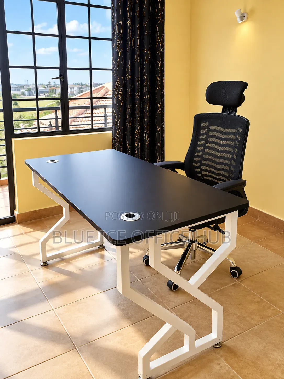 Modern Office ExecutiveTable – Black White