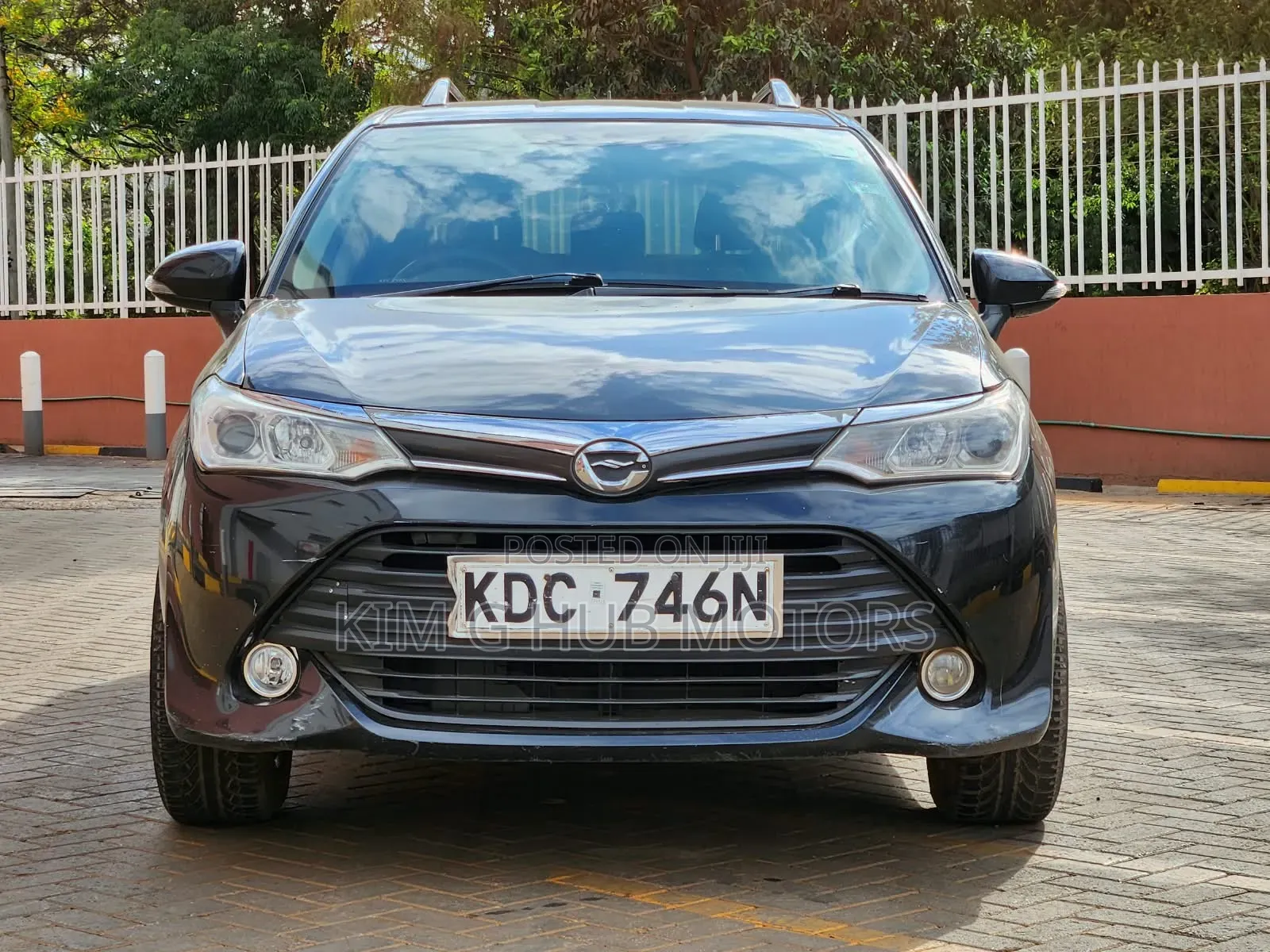 Toyota Corolla Fielder 1.5 Petrol FWD 2015 Black