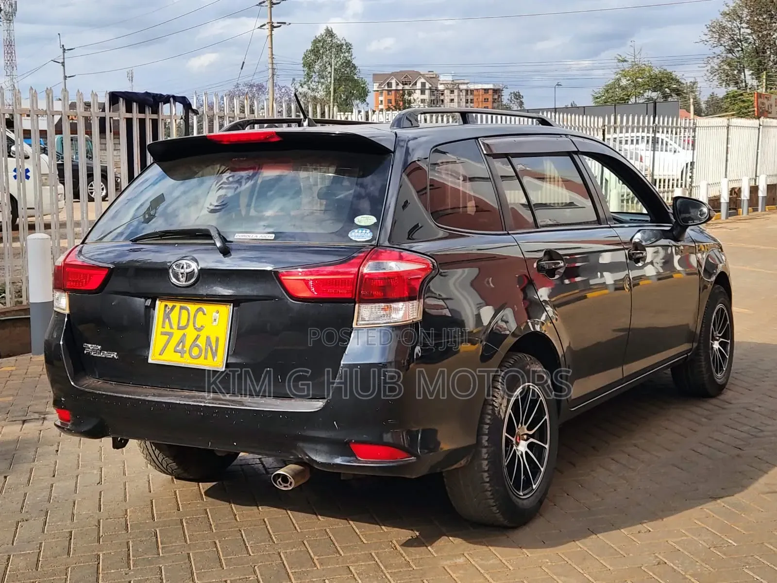 Toyota Corolla Fielder 1.5 Petrol FWD 2015 Black