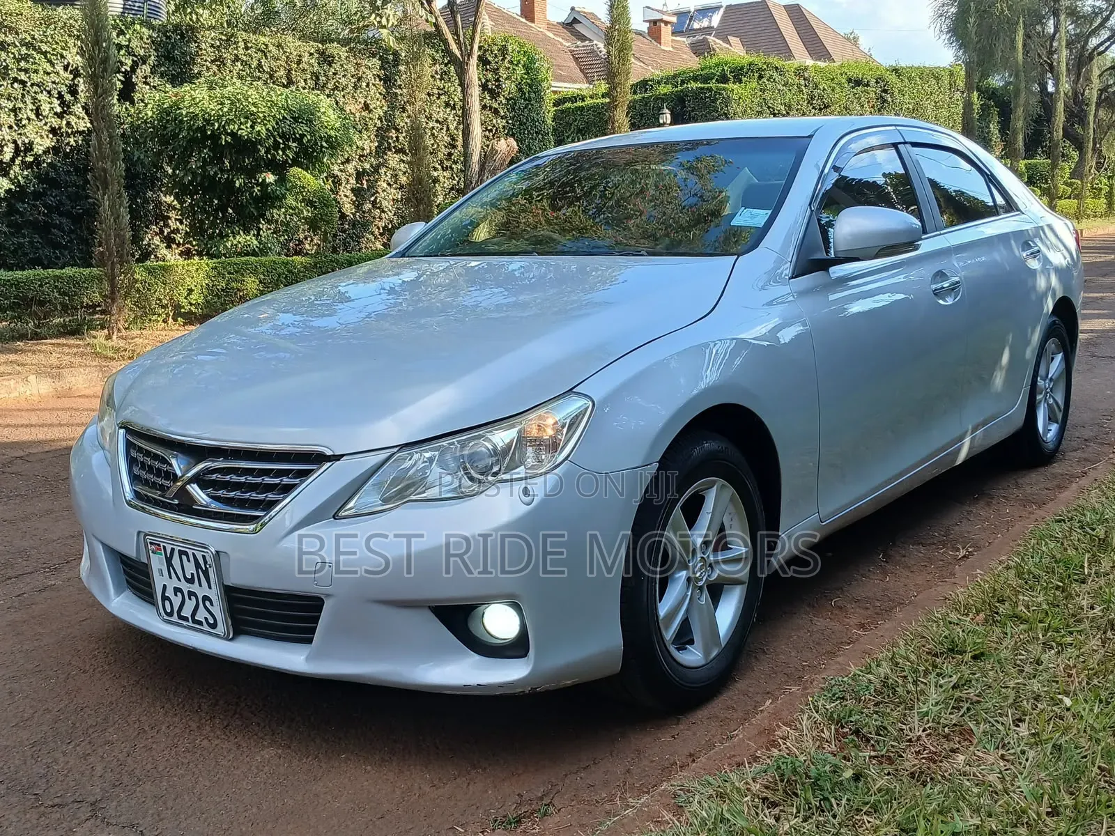 Toyota Mark X 2011 Silver