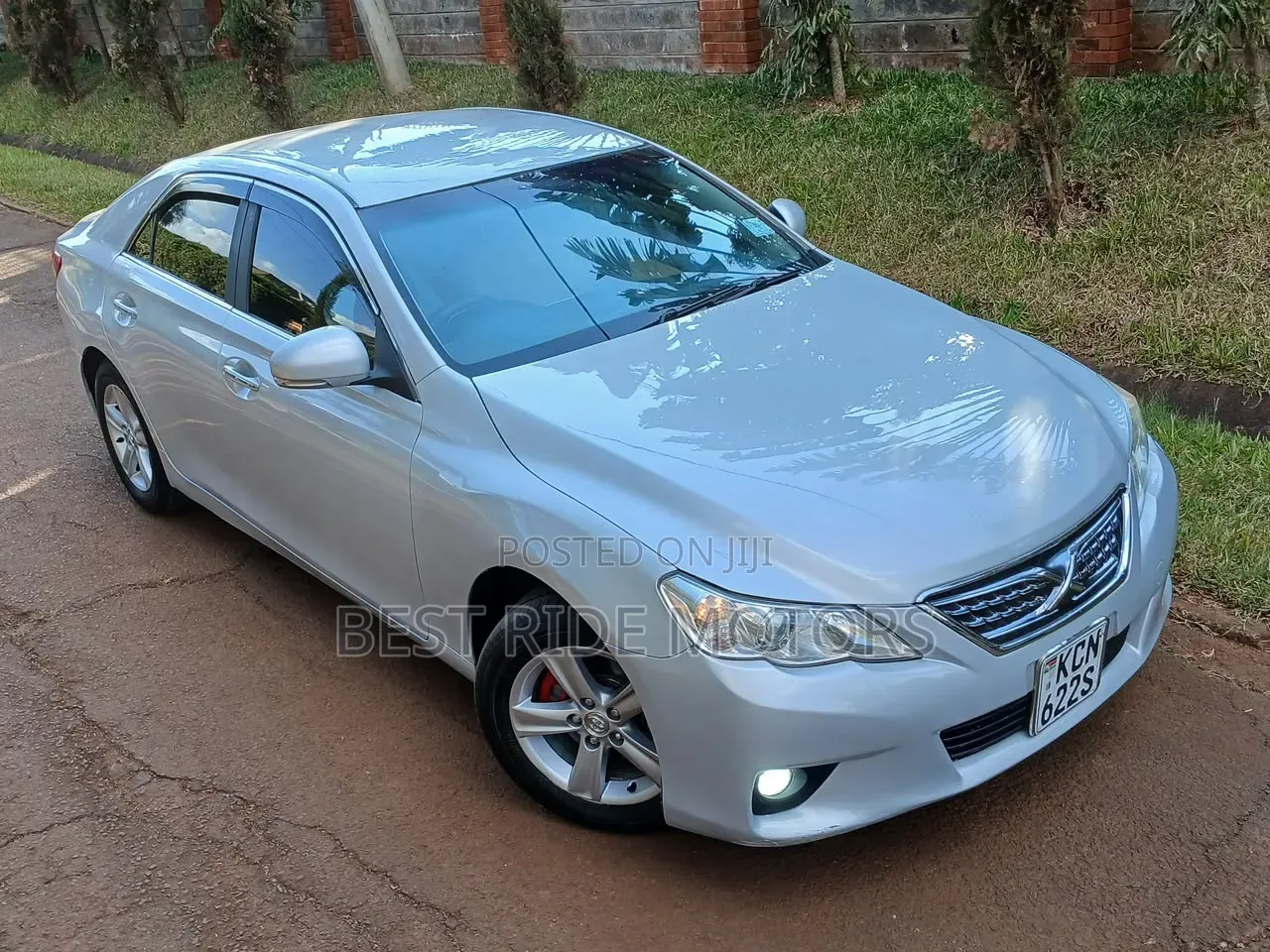 Toyota Mark X 2011 Silver