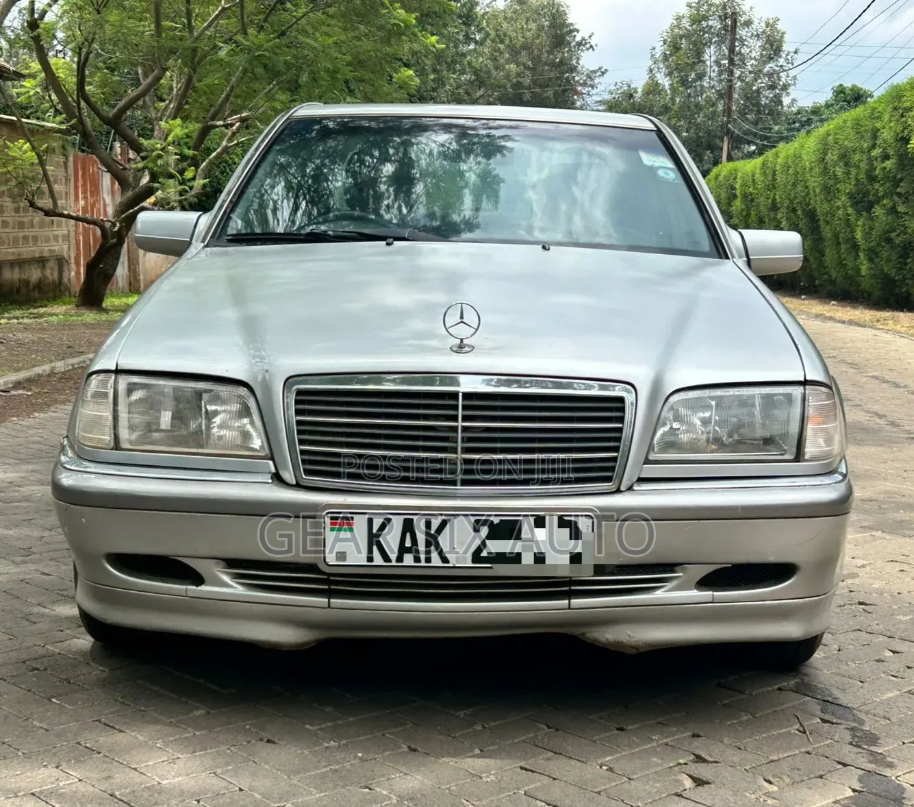Mercedes-Benz E200 1998 Silver