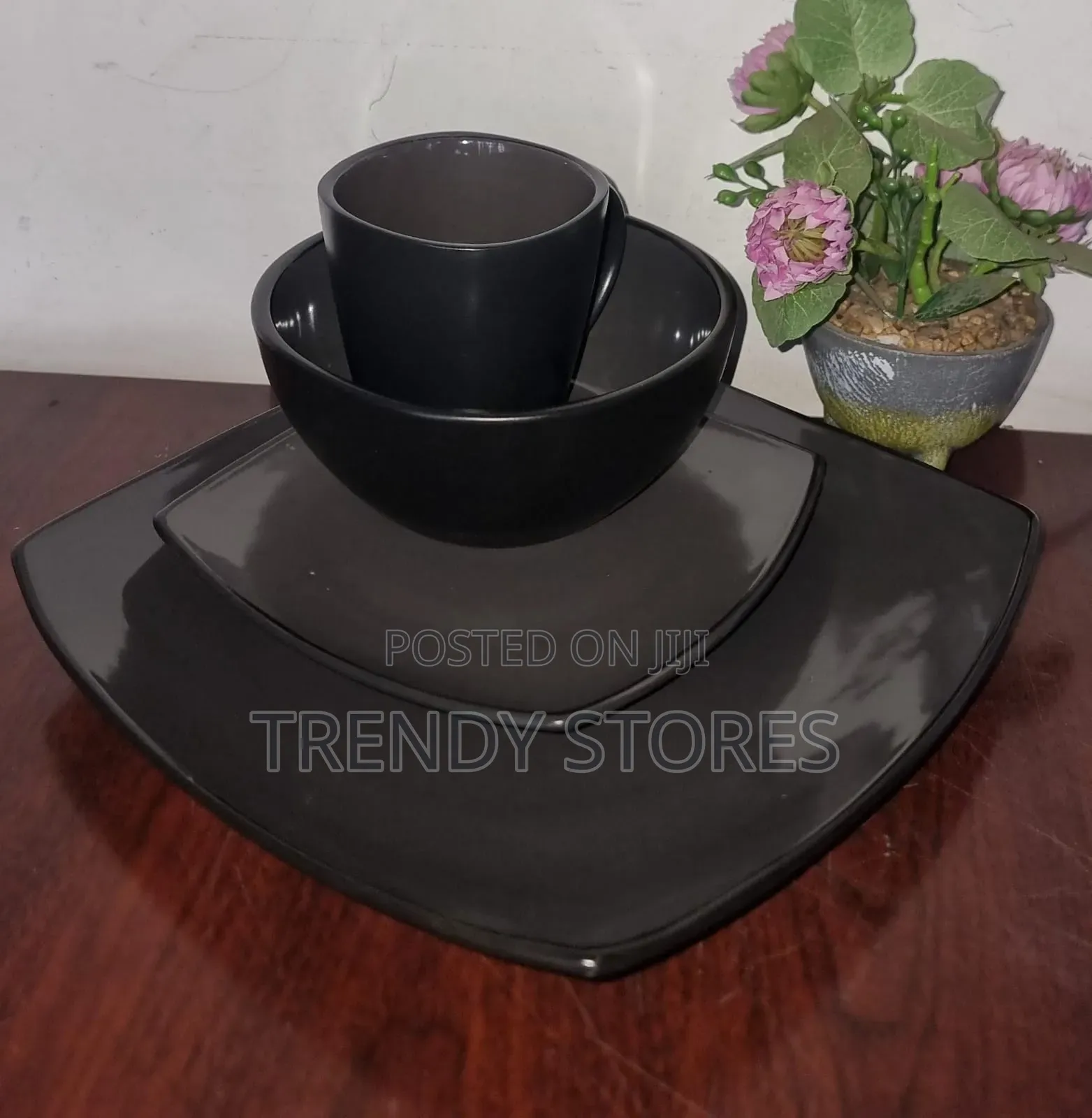 High-Quality Dinner Set
