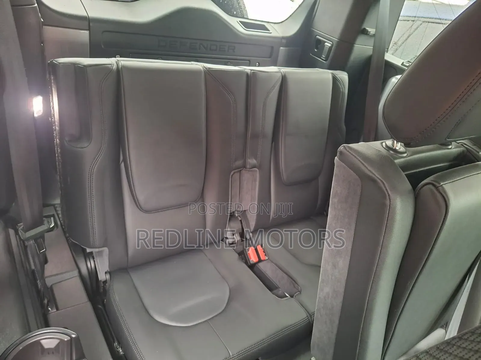 Land Rover Defender 2023 Gray