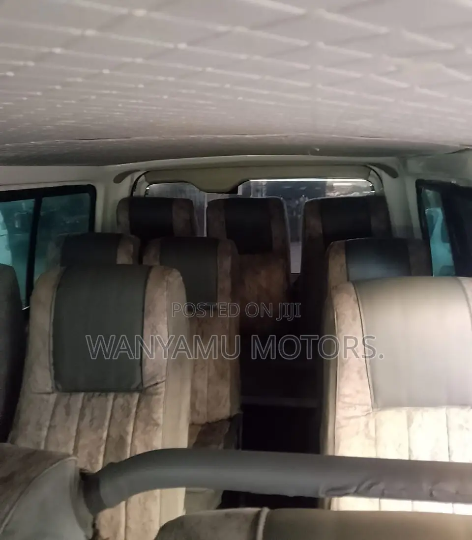 Toyota HiAce 2012 White
