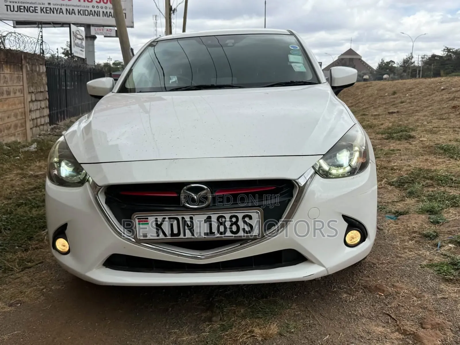 Mazda Demio 2016 White