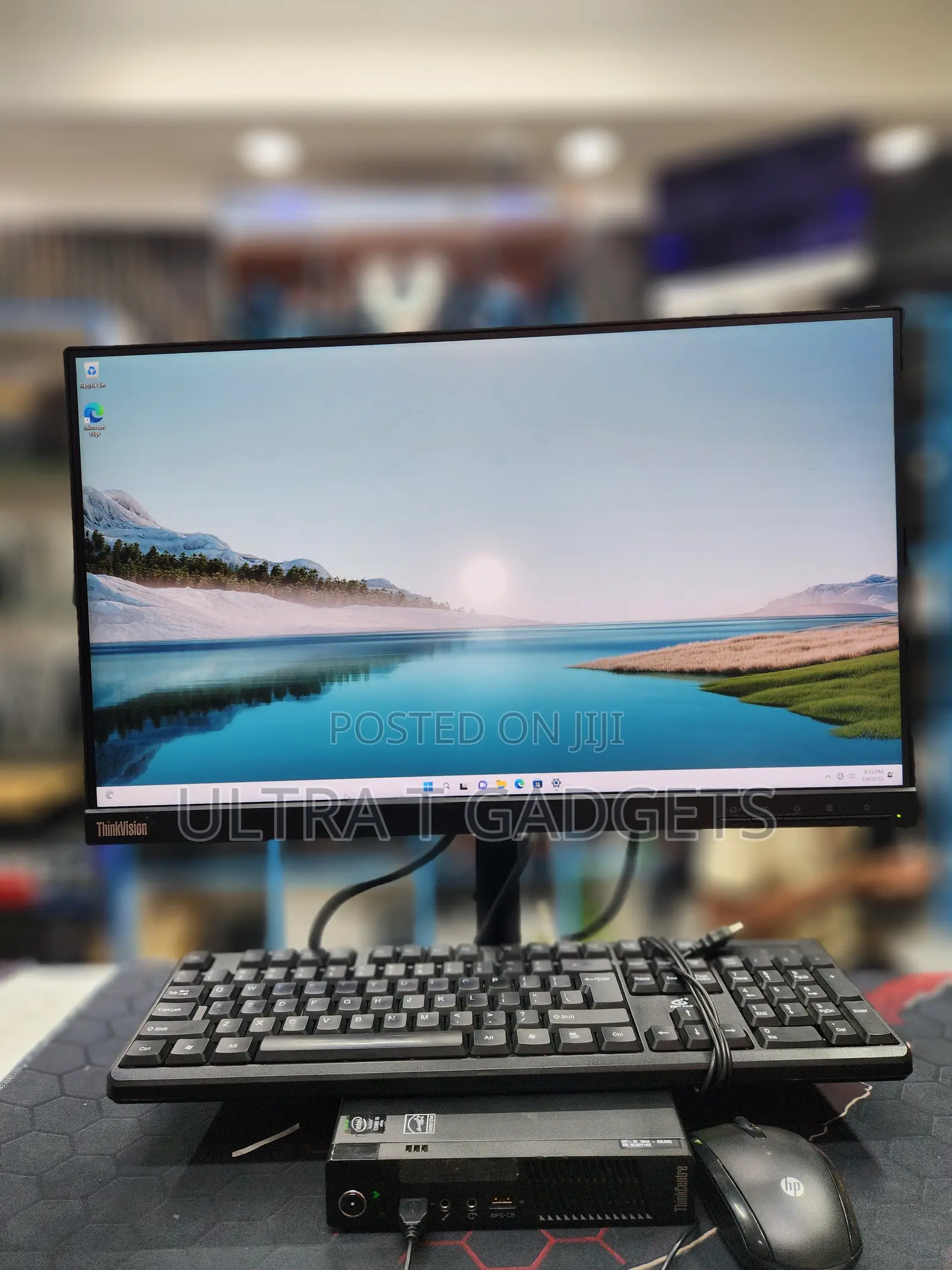 Desktop Computer Lenovo ThinkCentre M93p 4GB Intel Core i3 SSD 128GB