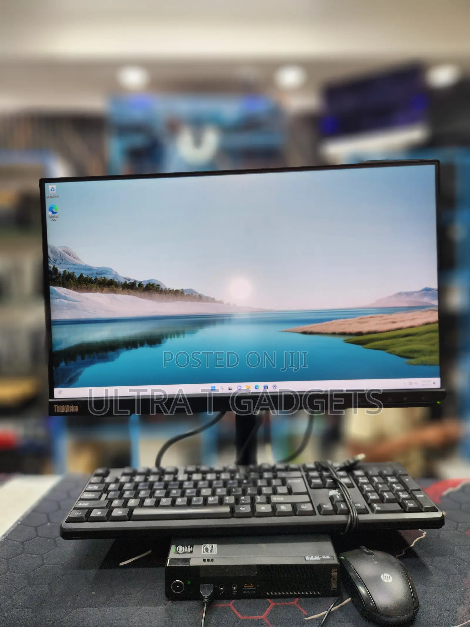 Desktop Computer Lenovo ThinkCentre M93p 4GB Intel Core i3 SSD 128GB