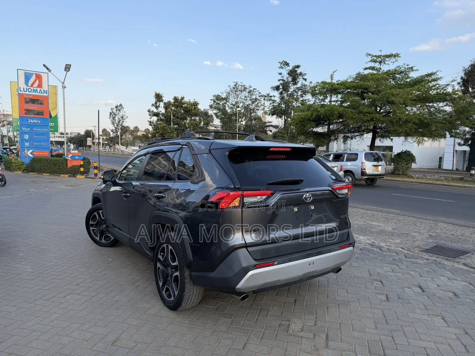 Toyota RAV4 Adventure AWD 2020 Gray