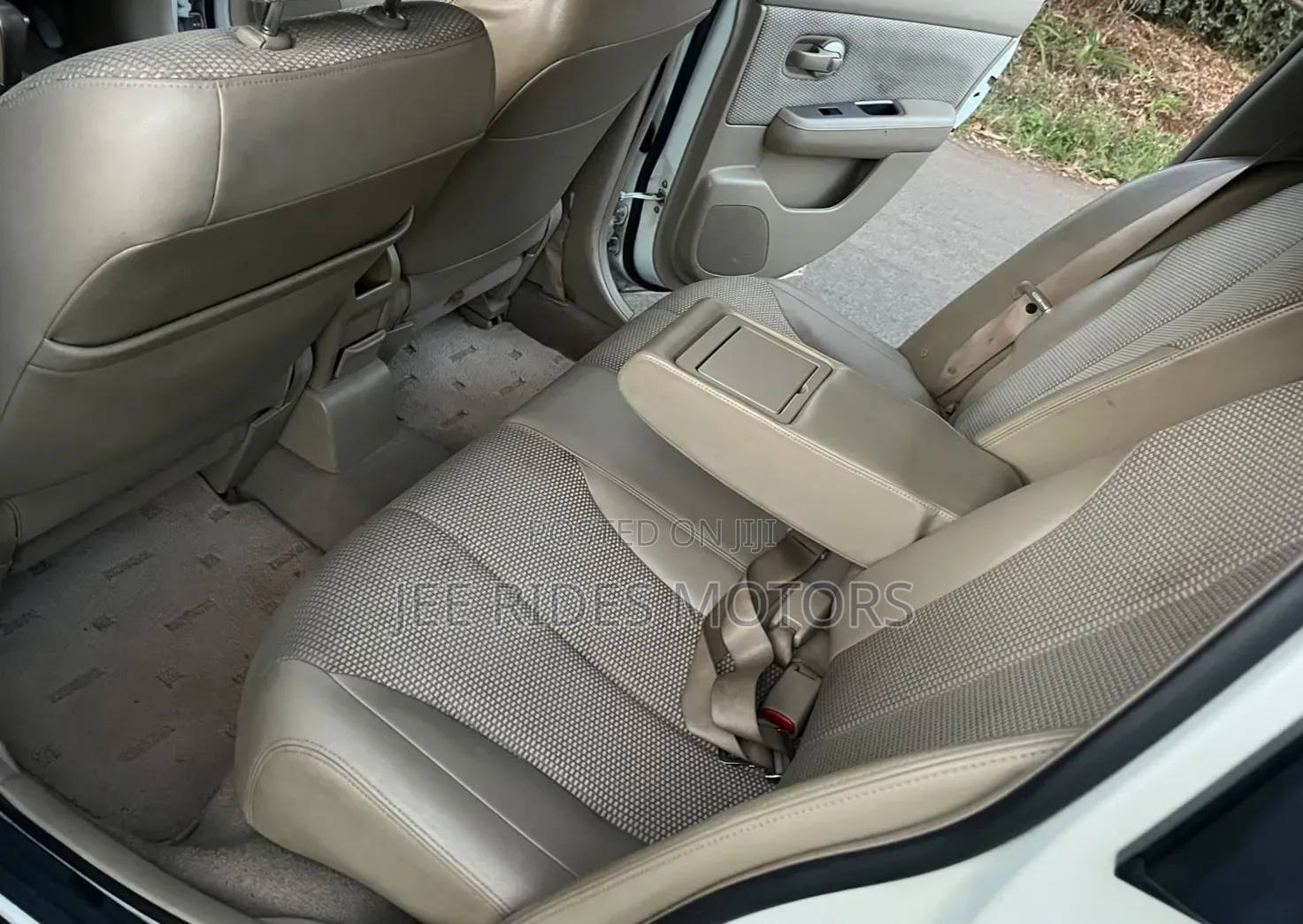 Nissan Tiida 2007 Pearl