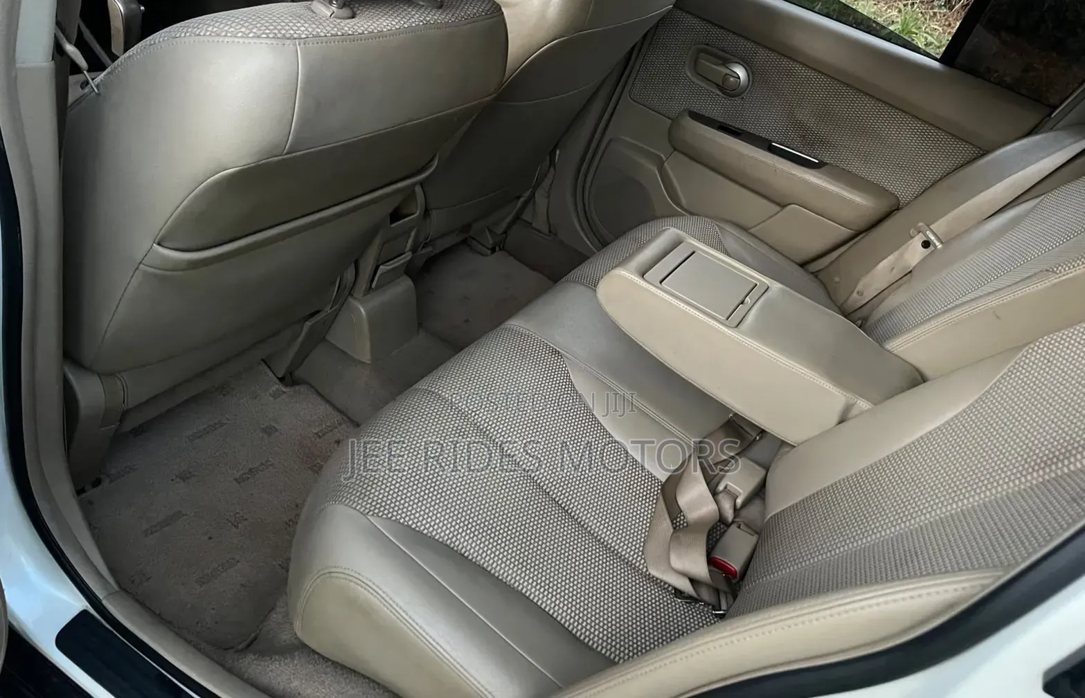 Nissan Tiida 2007 Pearl