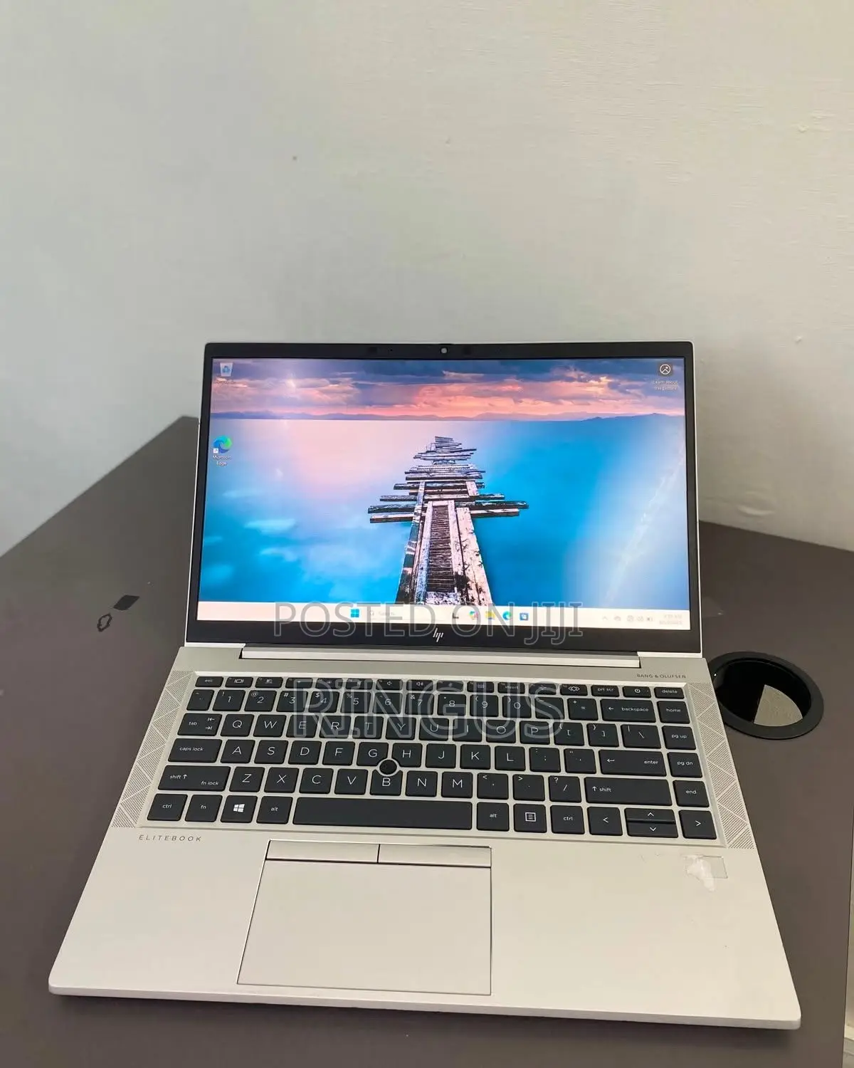 New Laptop HP EliteBook 845 G7 8GB Intel Core i7 SSD 256GB