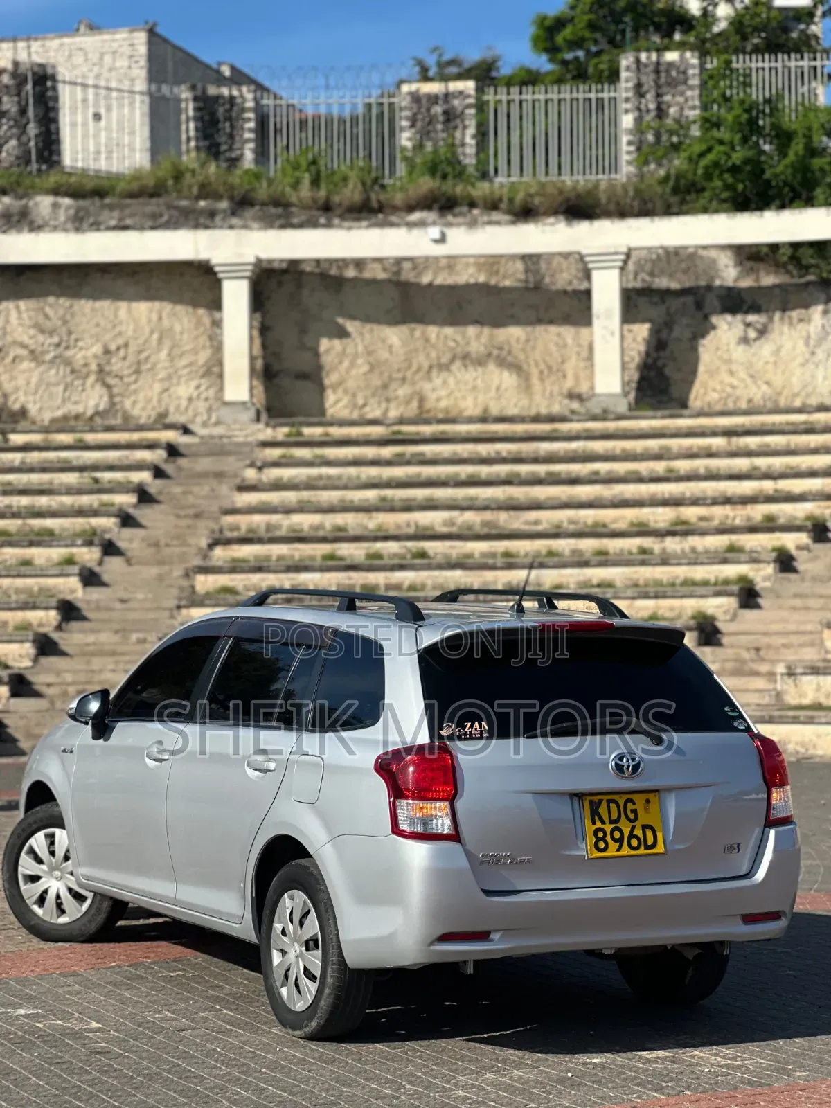 Toyota Corolla Fielder 2013 Silver