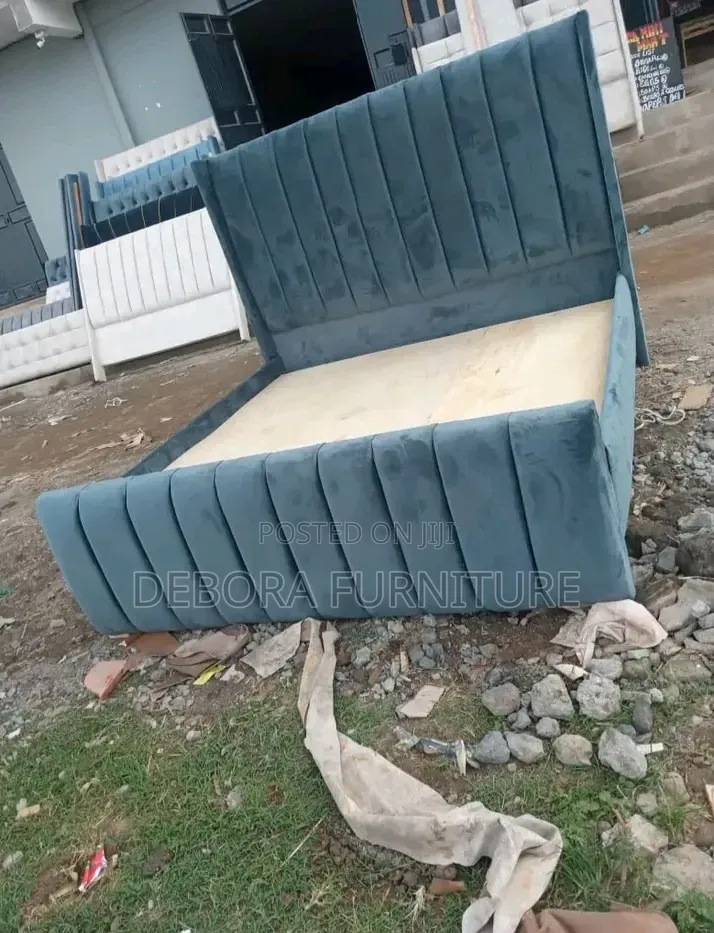 5×6 Luxury Chester Bed – Multiple Colours Available 