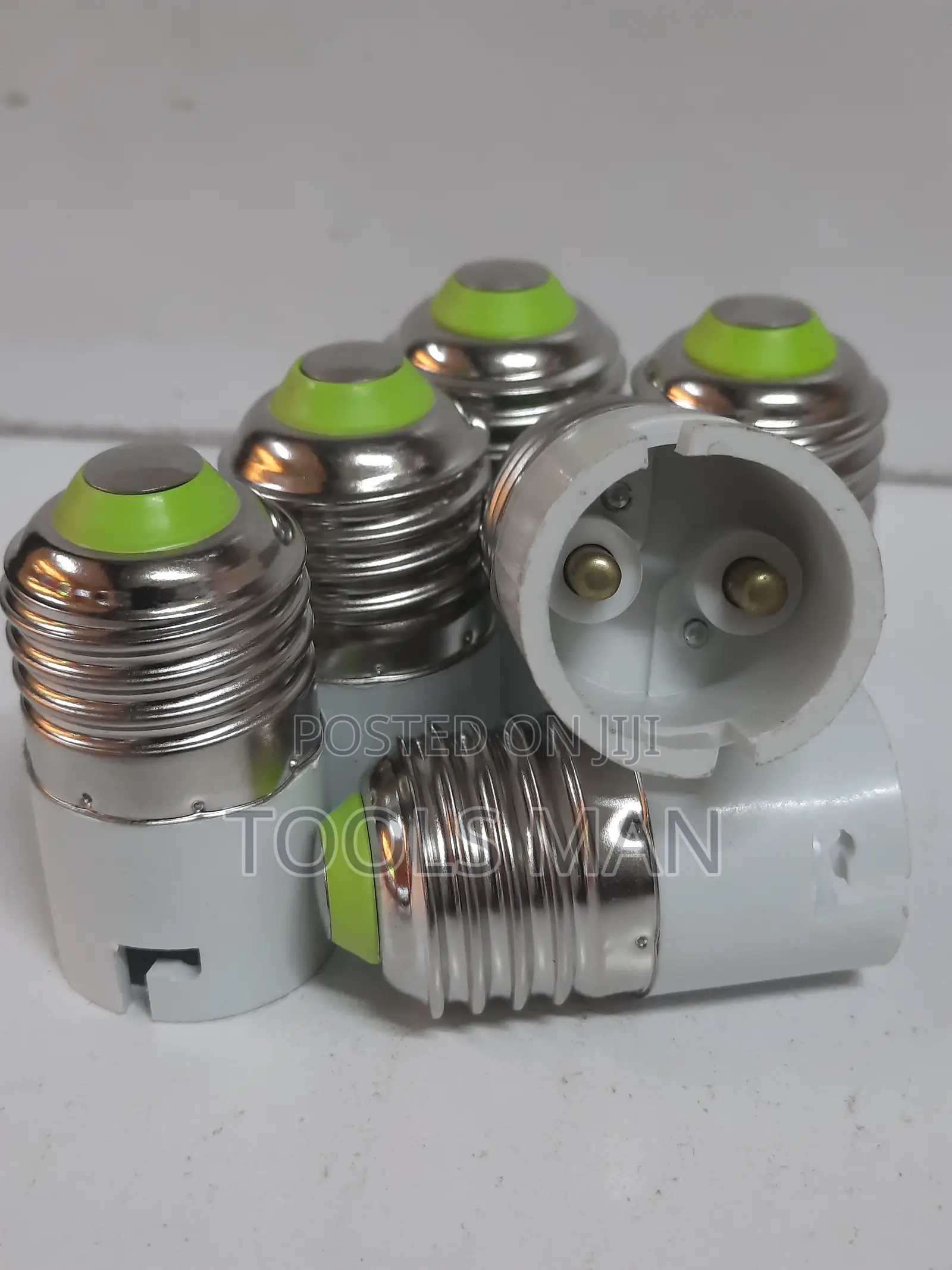 Screw-to-Pin E27 to GU10 Bulb Holder Adapter Socket Converter.
