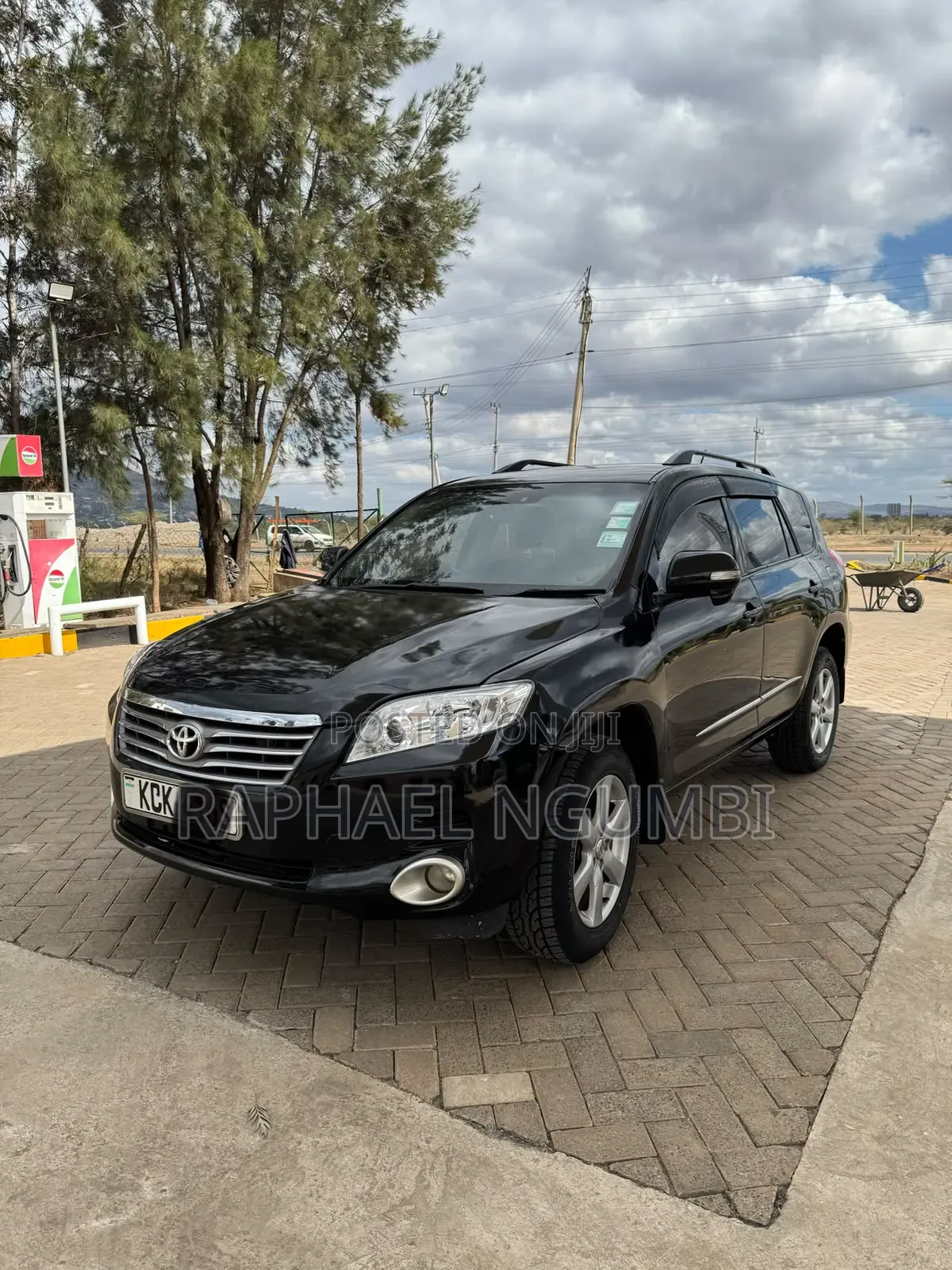 Toyota Vanguard 2010 Black