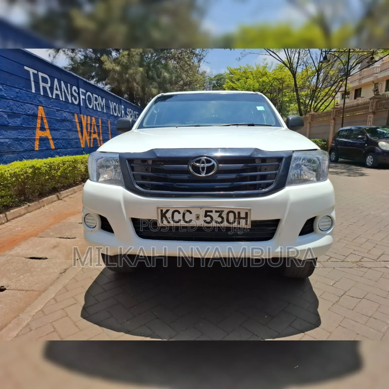 Toyota Hilux 2014 White