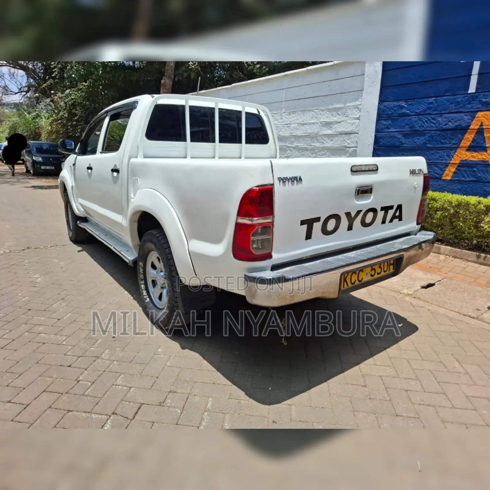 Toyota Hilux 2014 White