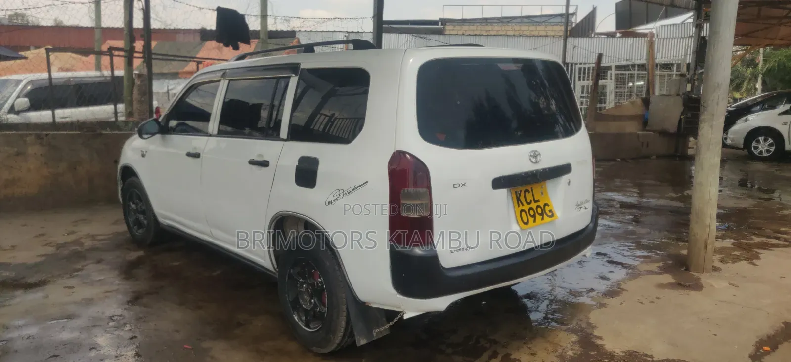 Toyota Probox 1.3 DX Comfort 2WD 2010 White
