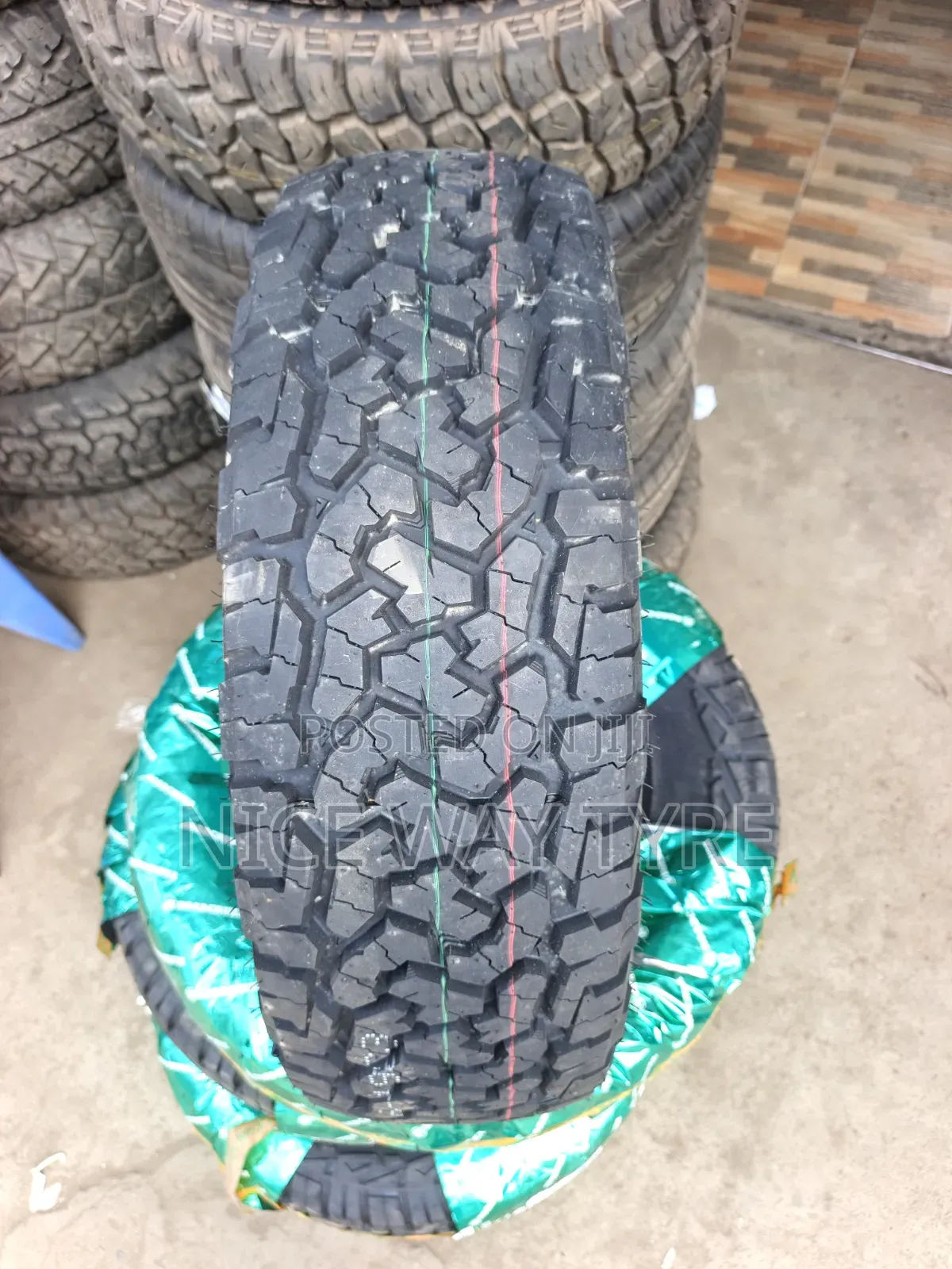 215/75r15 Roadcruza a/T