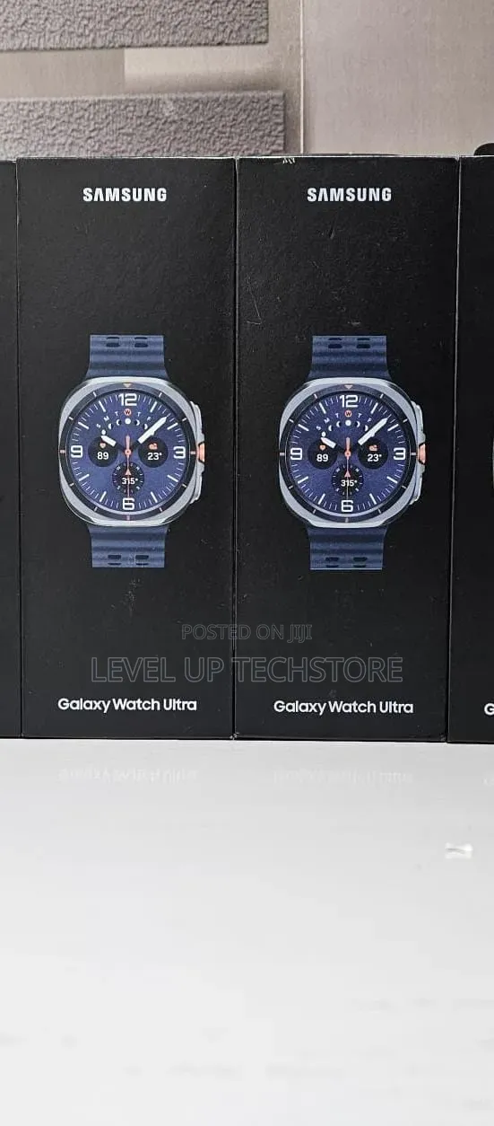 Samsung Galaxy Watch Ultra Blue