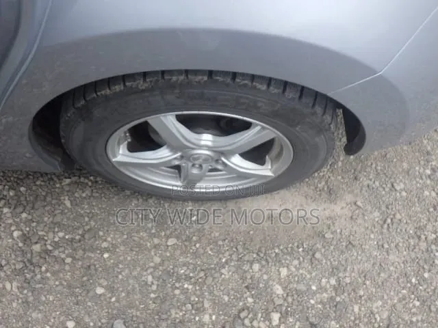 Mazda Axela 2019 Silver