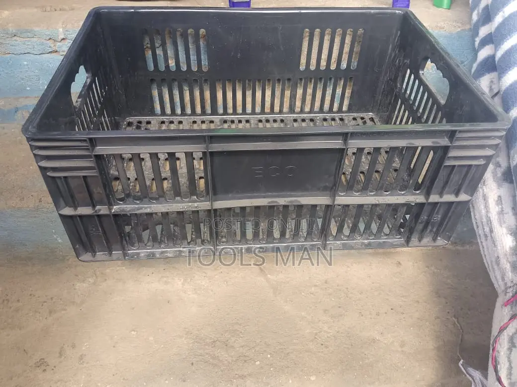 Heavy Duty Plastic Storage Crate Utility Basket. Approx 57x38x24cm