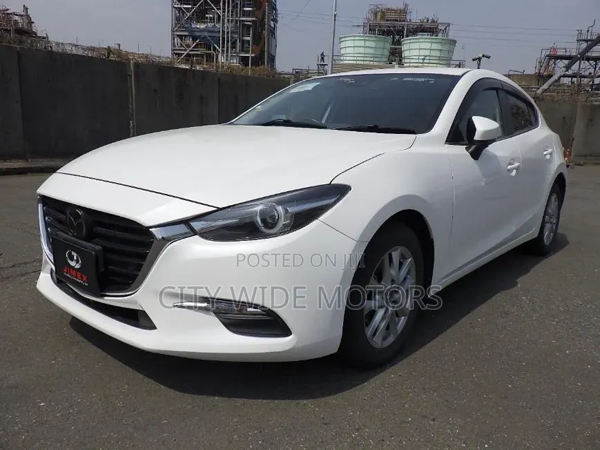 Mazda Axela 2019 White