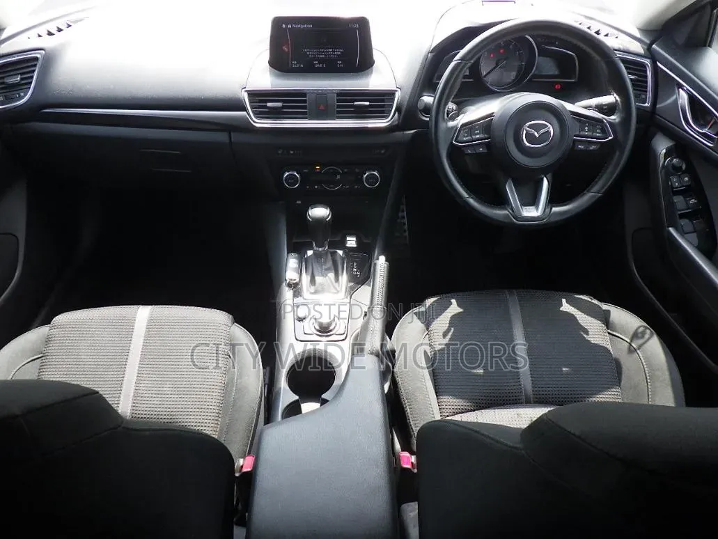 Mazda Axela 2019 White