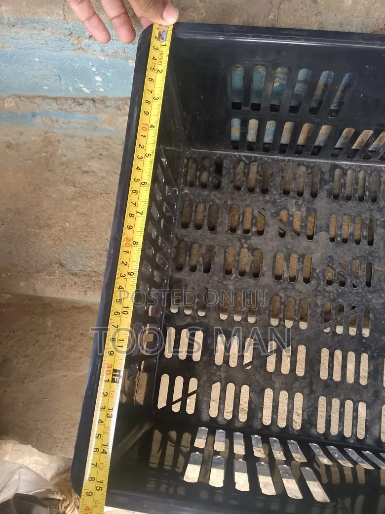 Heavy Duty Plastic Storage Crate Utility Basket. Approx 57x38x24cm