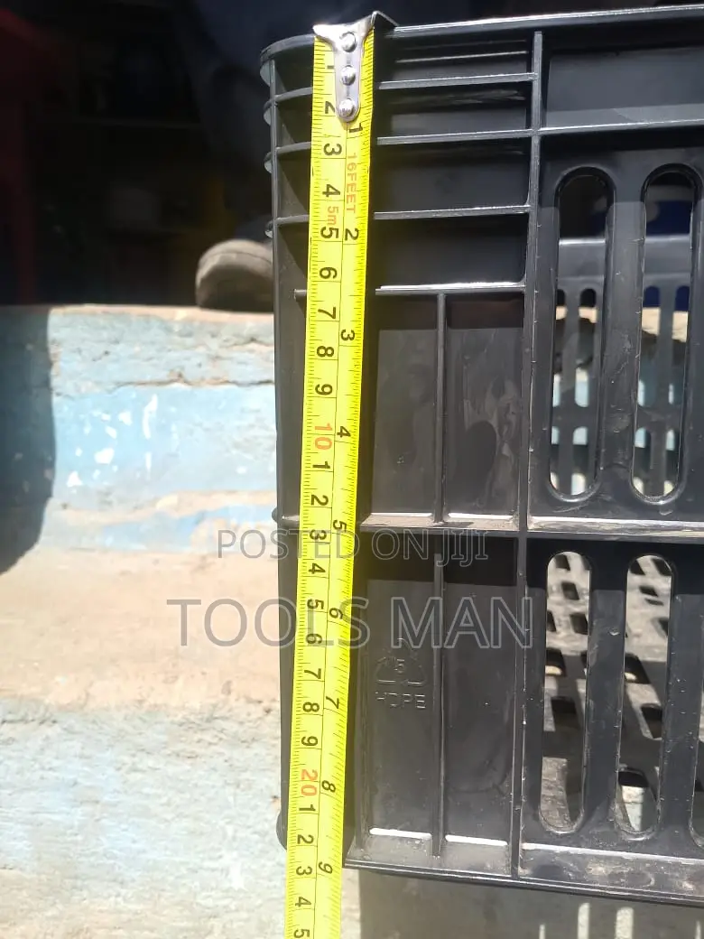 Heavy Duty Plastic Storage Crate Utility Basket. Approx 57x38x24cm