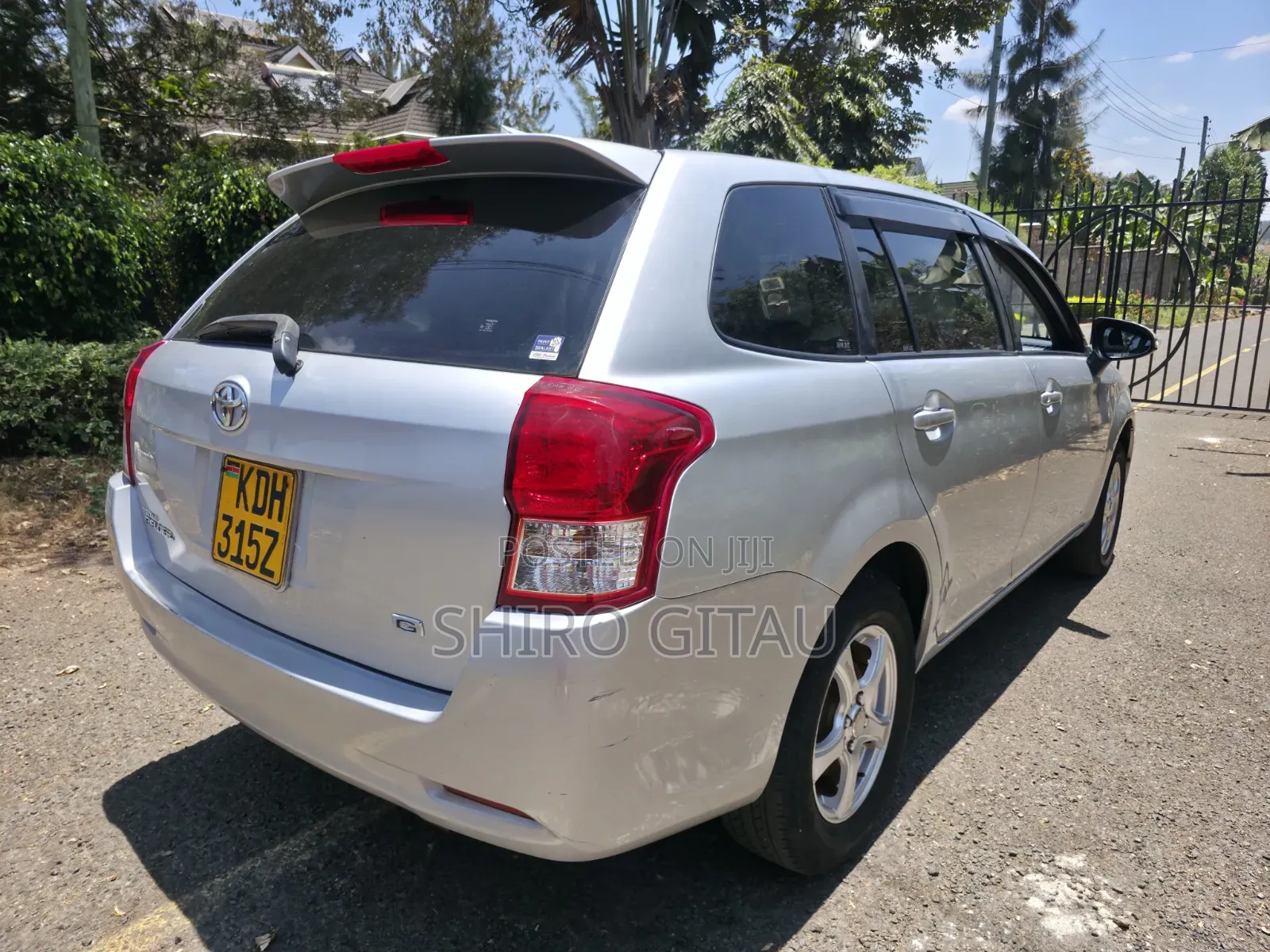 Toyota Corolla Fielder 2015 Silver