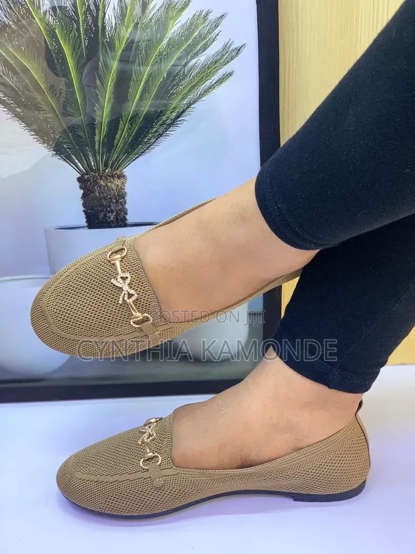 Mesh Flat Shoes