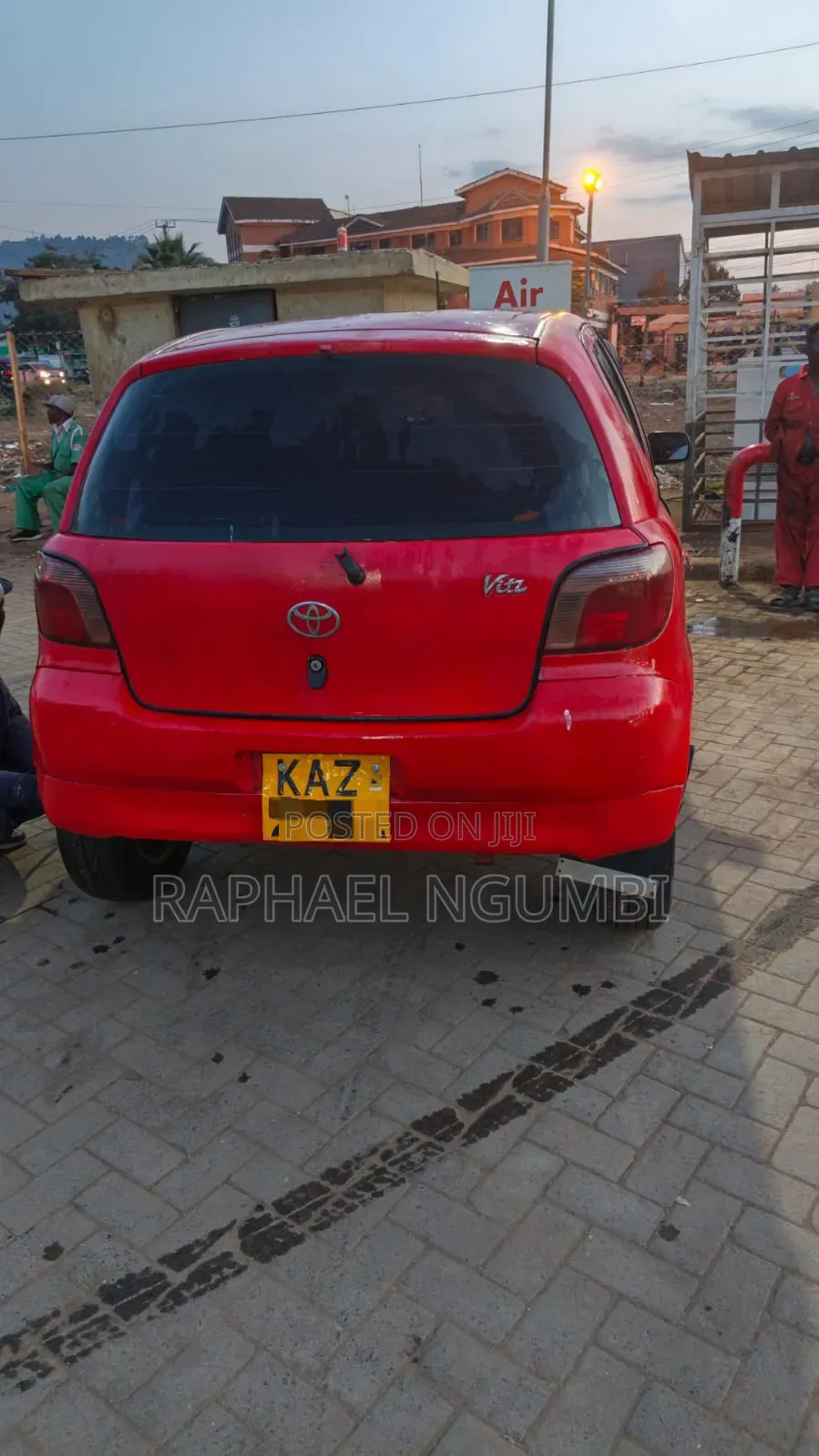Toyota Vitz 1999 Red