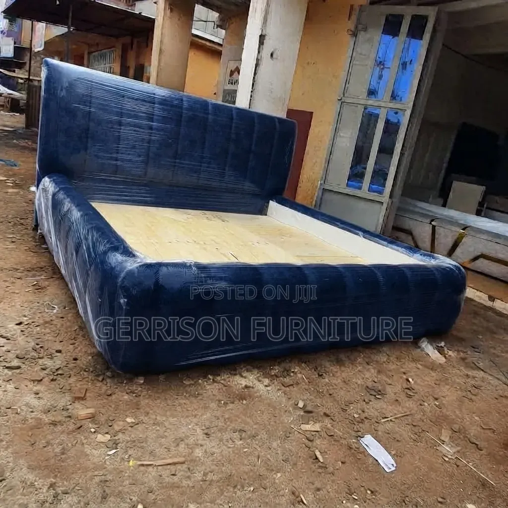 Luxury 5x6 Navy Blue Bubble Bed Frame
