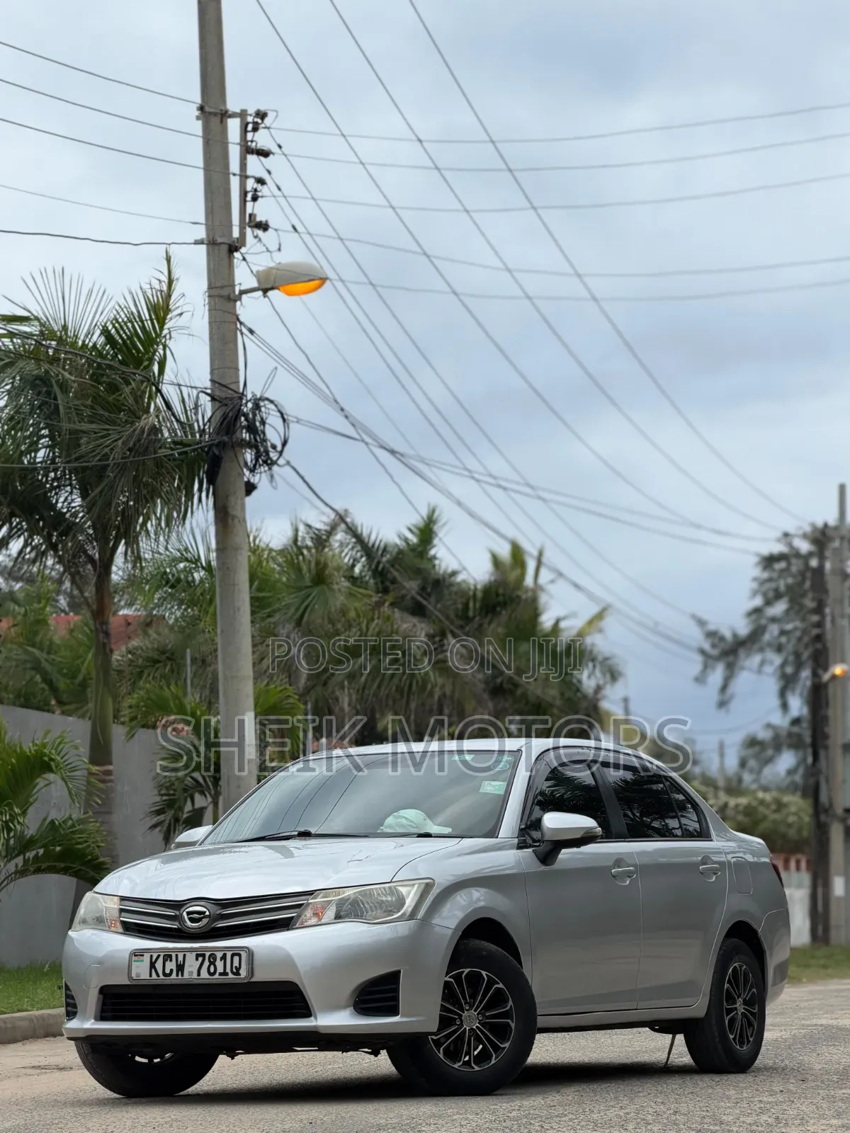 Toyota Axio 2013 Silver