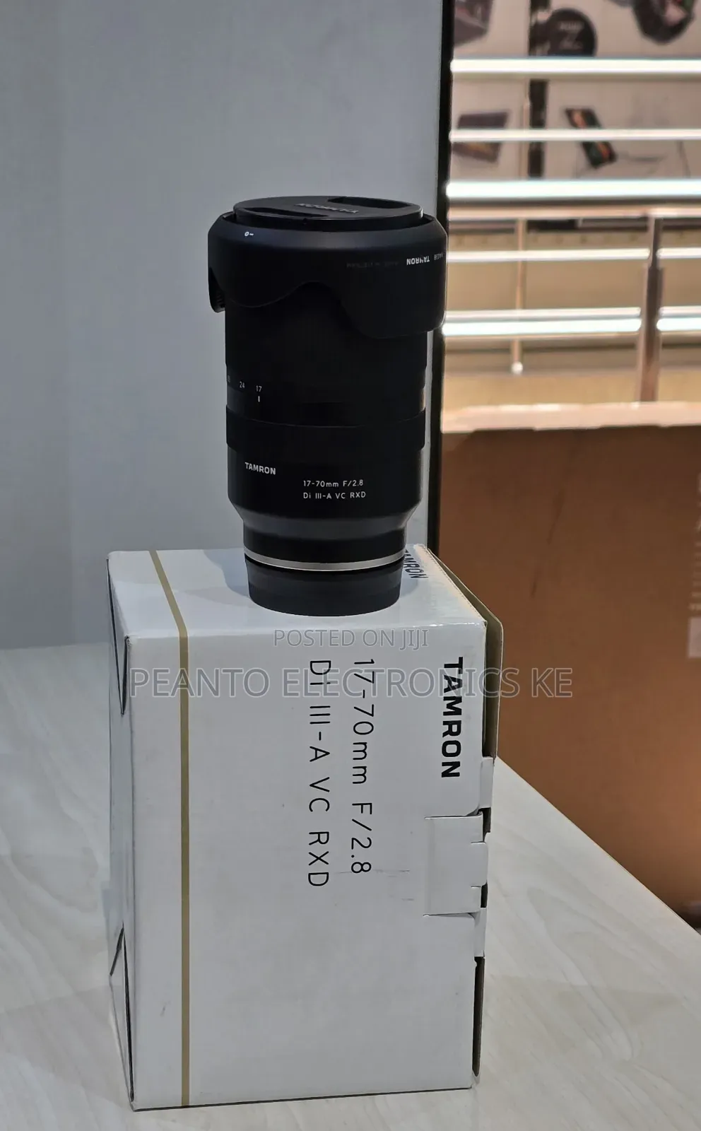 Tamron 17-70mm F/2.8 Di III-A VC RXD Lens for Sony E