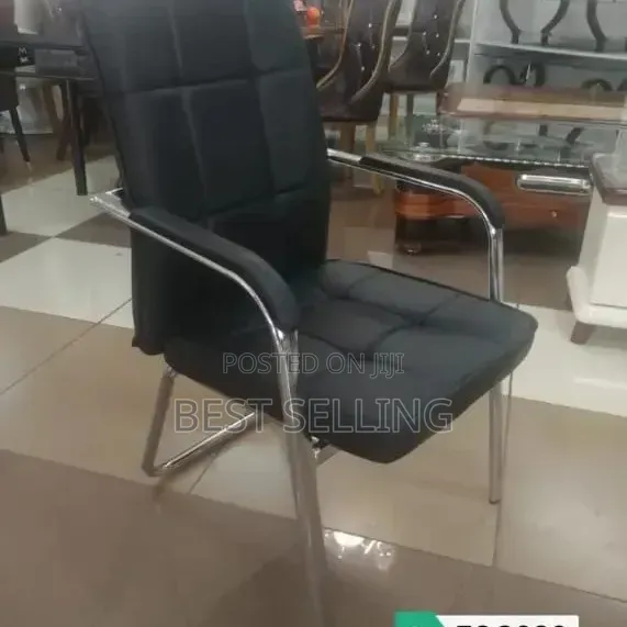 Elegant Waiting Leather Chair