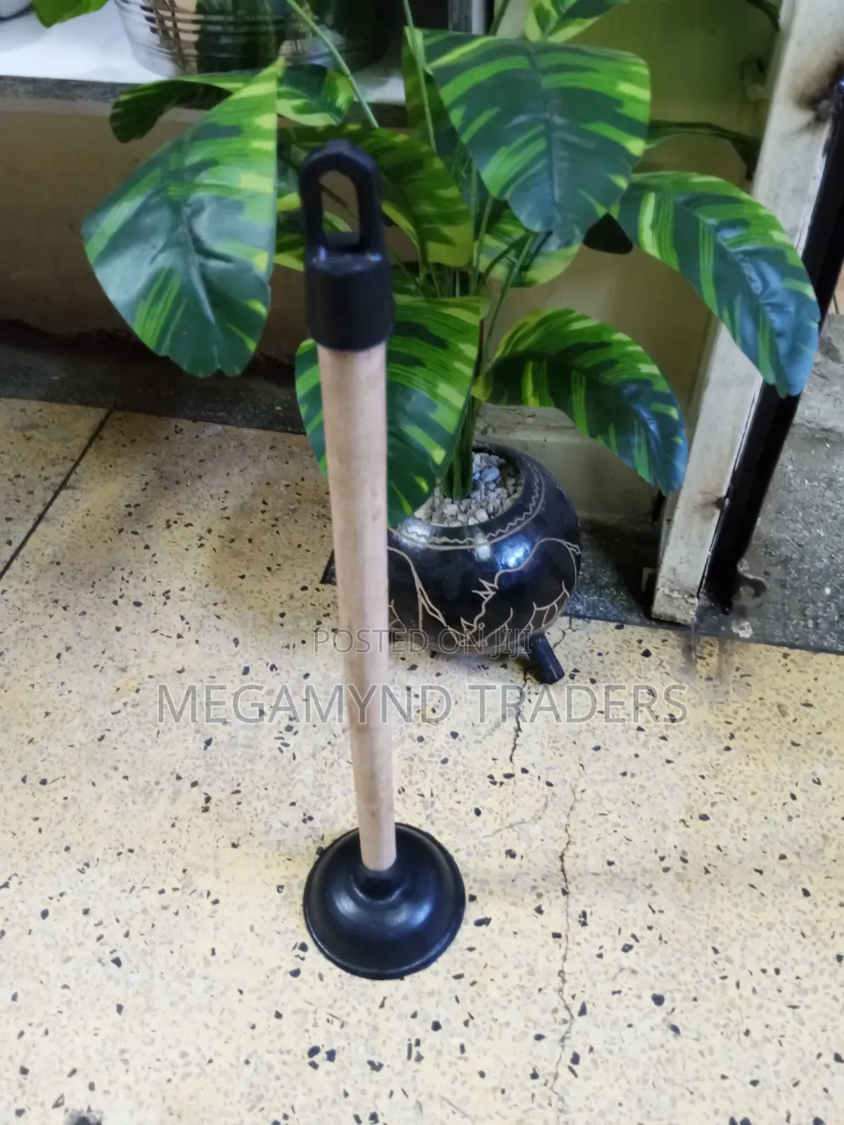 Toilet Plunger With Wooden Handle