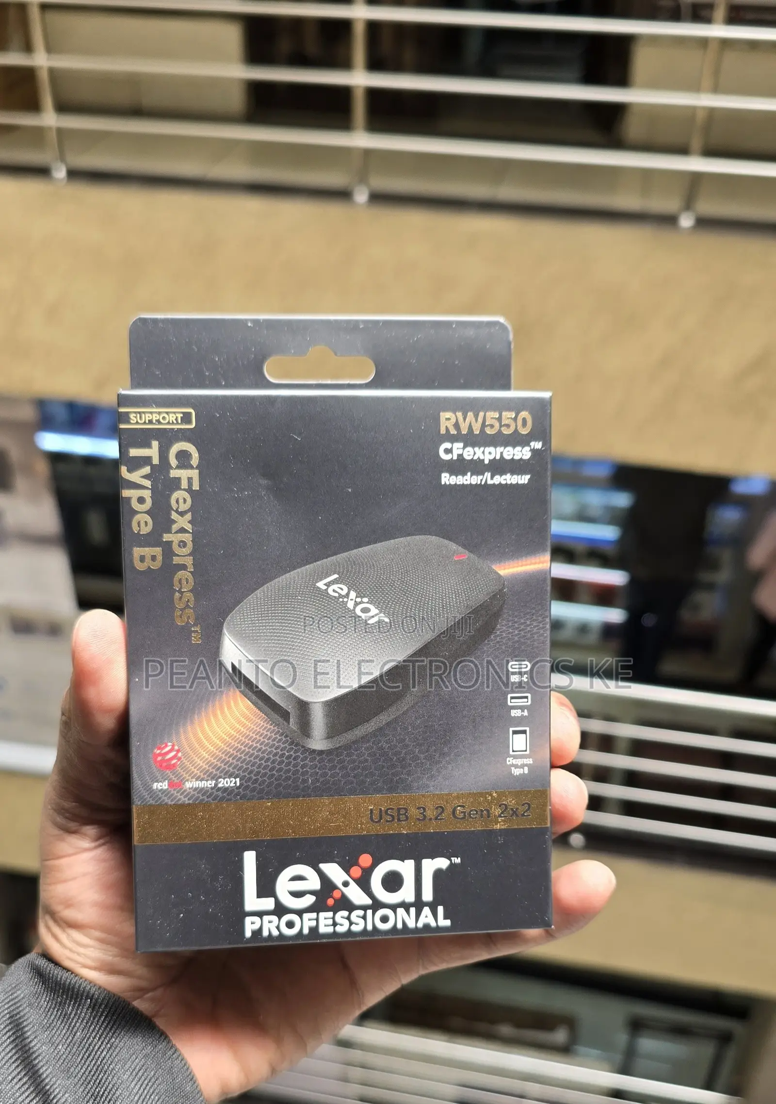 Lexar Professional CFexpress Type B USB 3.2 Gen 2x2 Reader