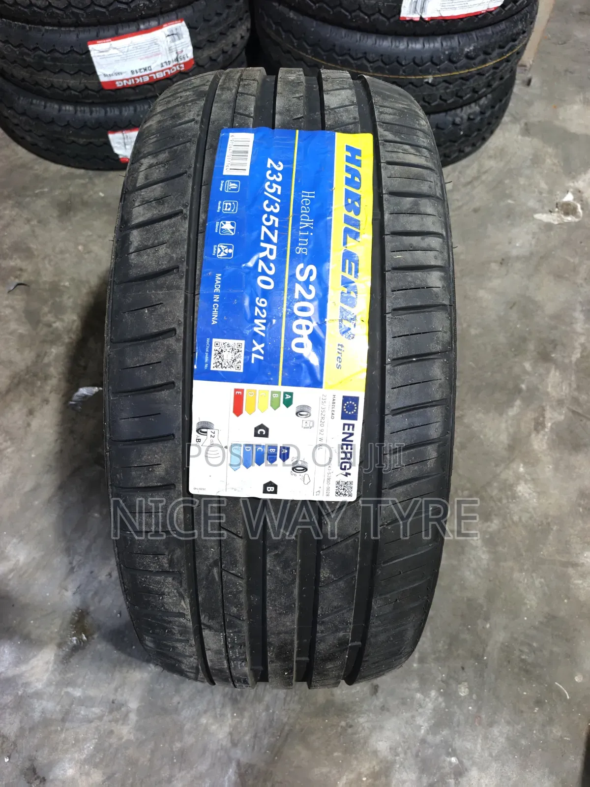 235/35r20 Habilead