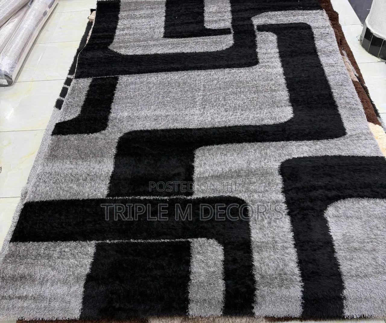 Quality 6 by 9 Fluffy Carpet -Comfort Heavy Bedroom and Table Room