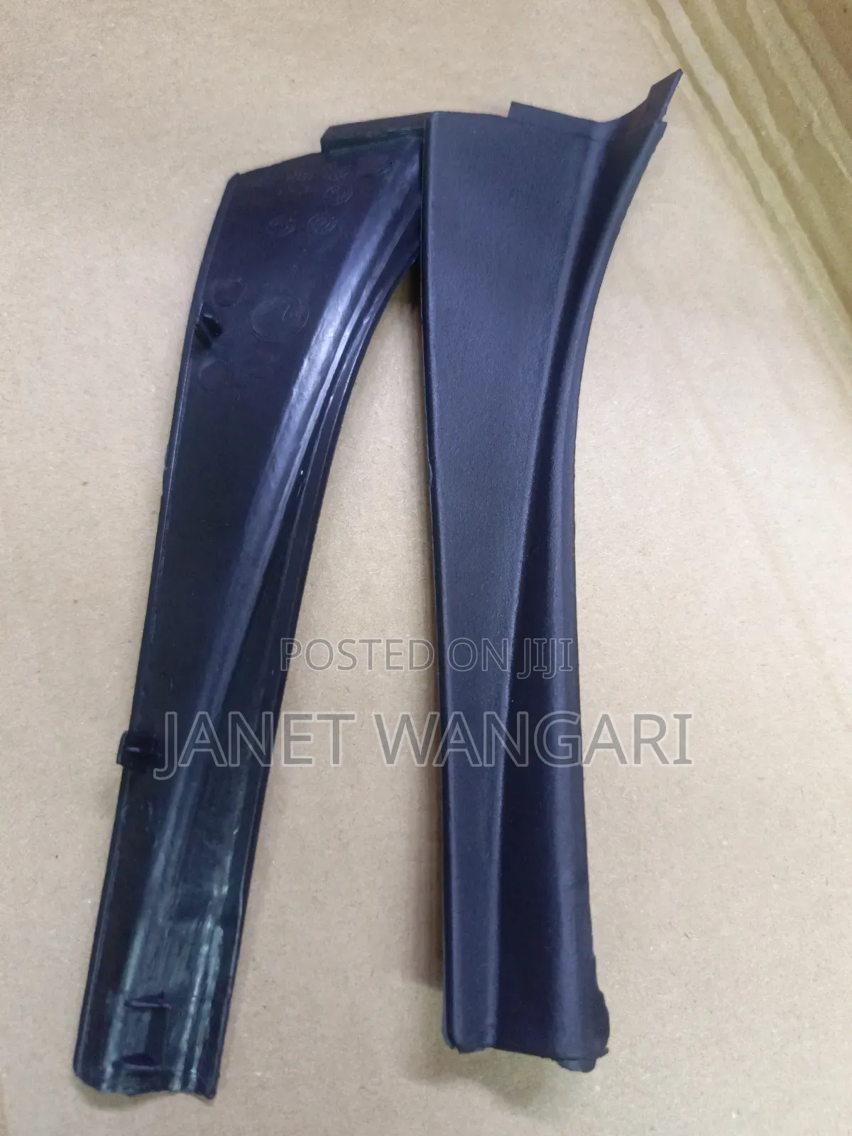 Windscreen Finisher Nissan Dualis
