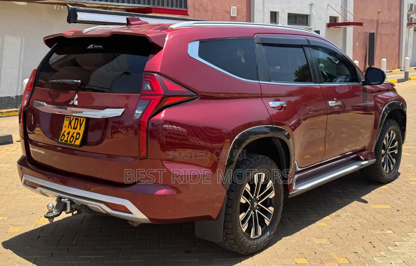 Mitsubishi Pajero 2020 Red