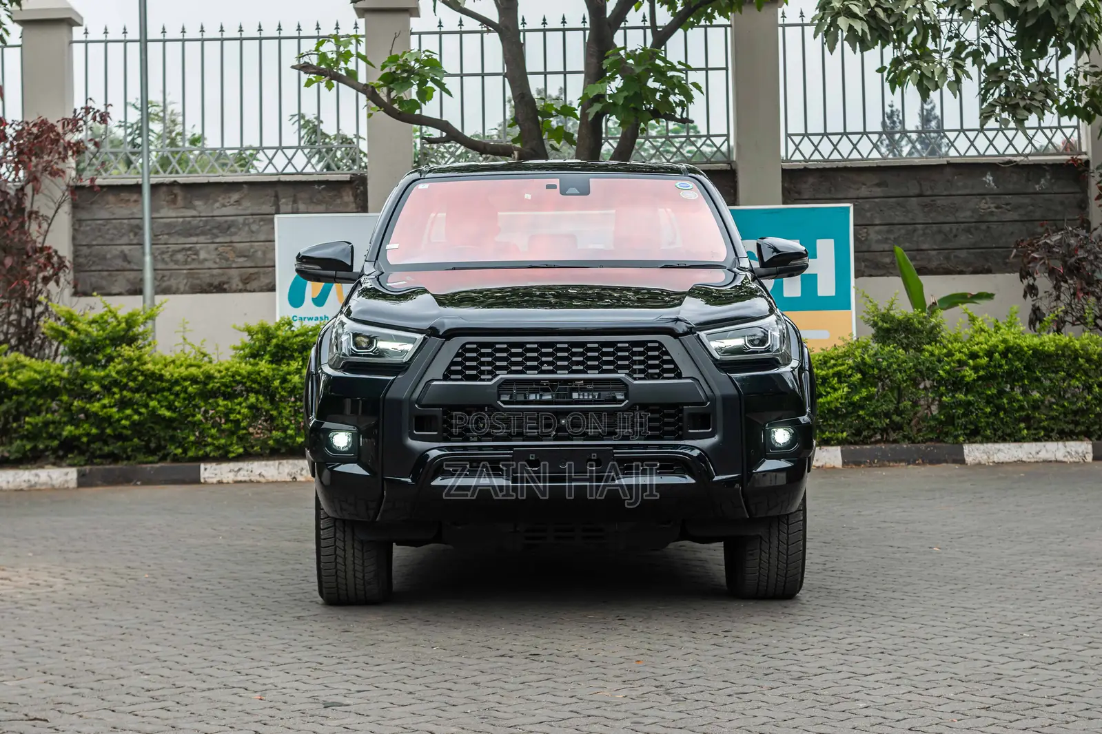 Toyota Hilux 2022 Black