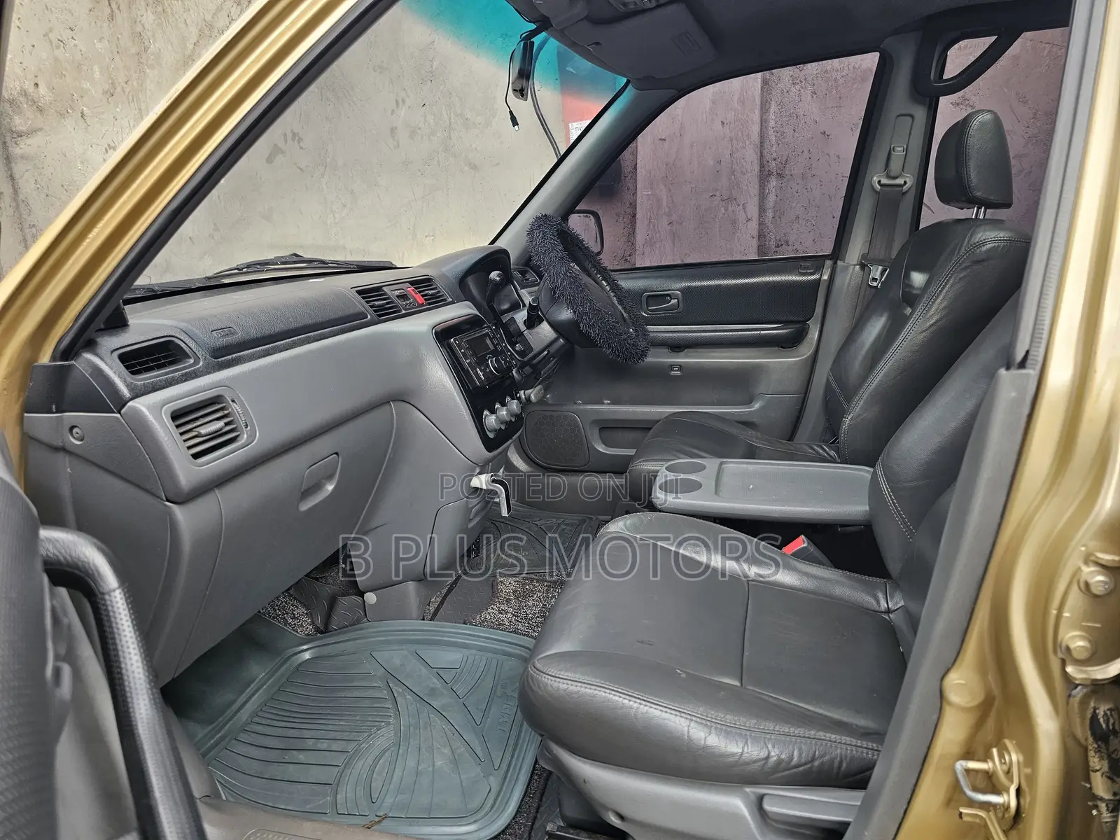 Honda CR-V 2004 Gold